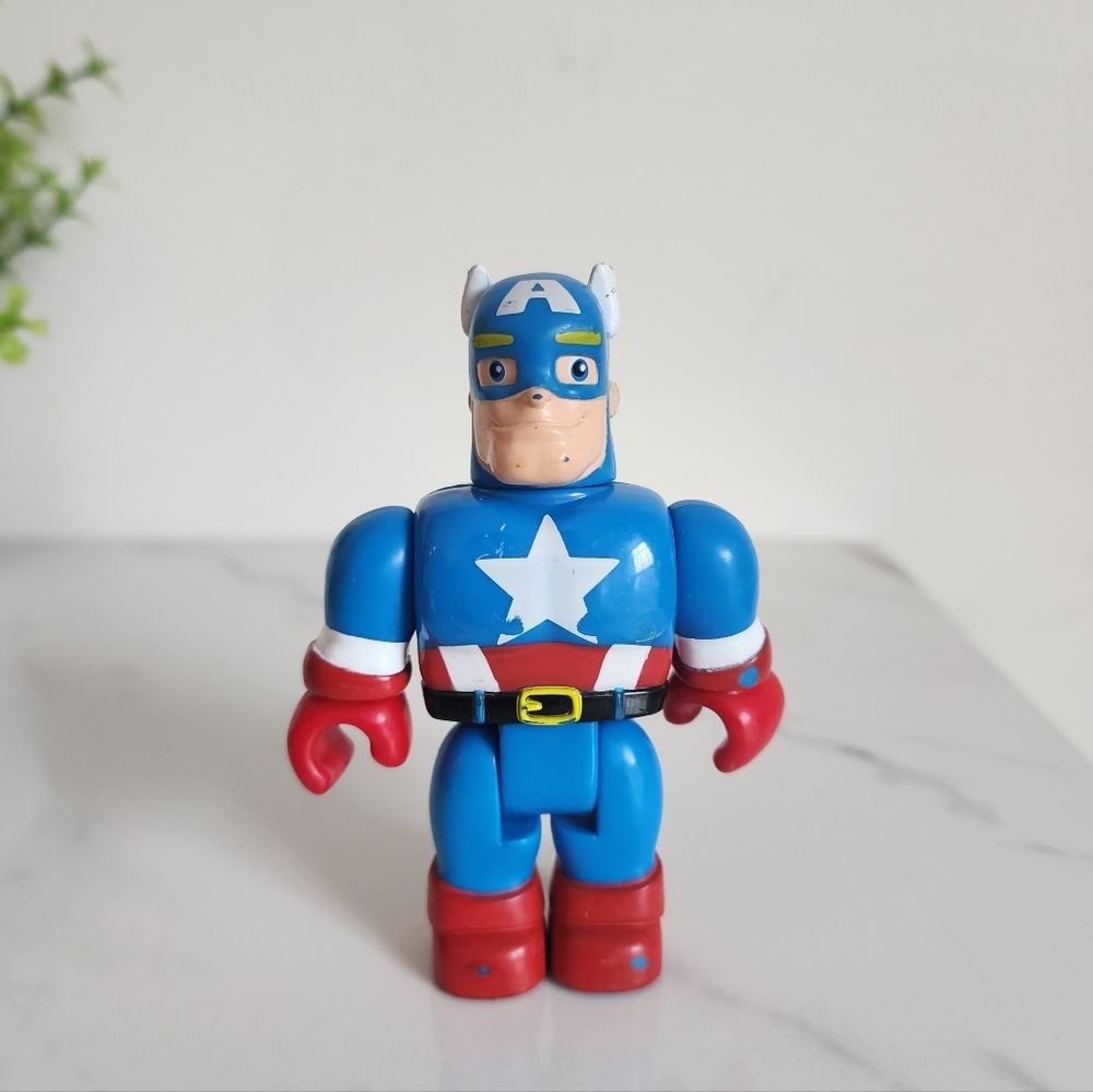 Mega Bloks Captain America Kids Toy Figure - Blue and Red 3.5" 🇺🇲🦸‍♂️